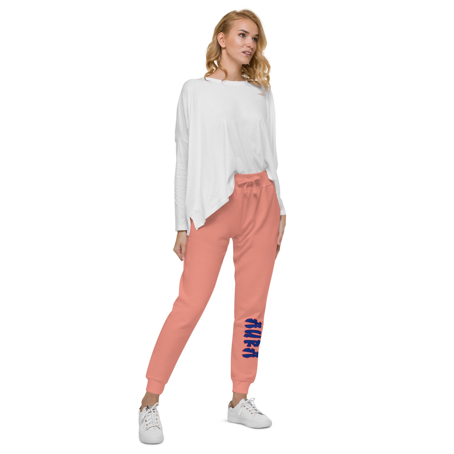 Aura EST. 81  fleece sweatpants