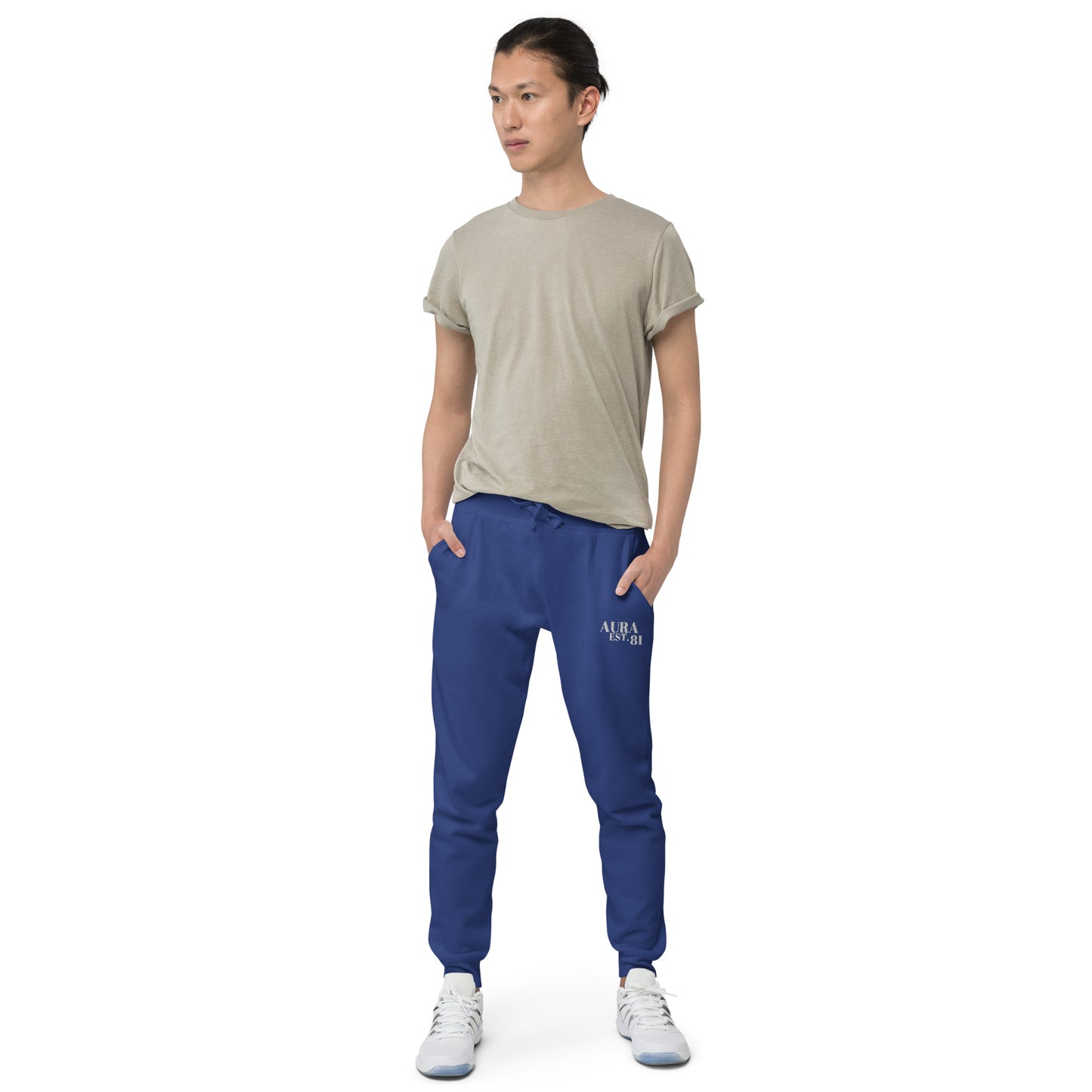 Aura EST. 81 fleece sweatpants